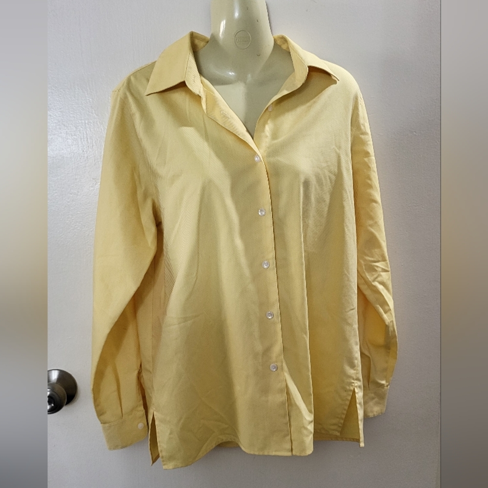 Foxcroft WRINKLE FREE 60% COTTON/COTON 40% POLYESTER Size 6